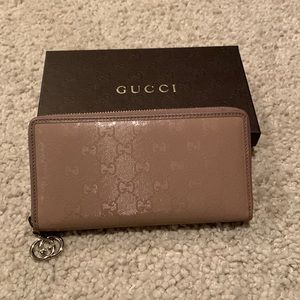 Mauve Pink Gucci Leather Wallet